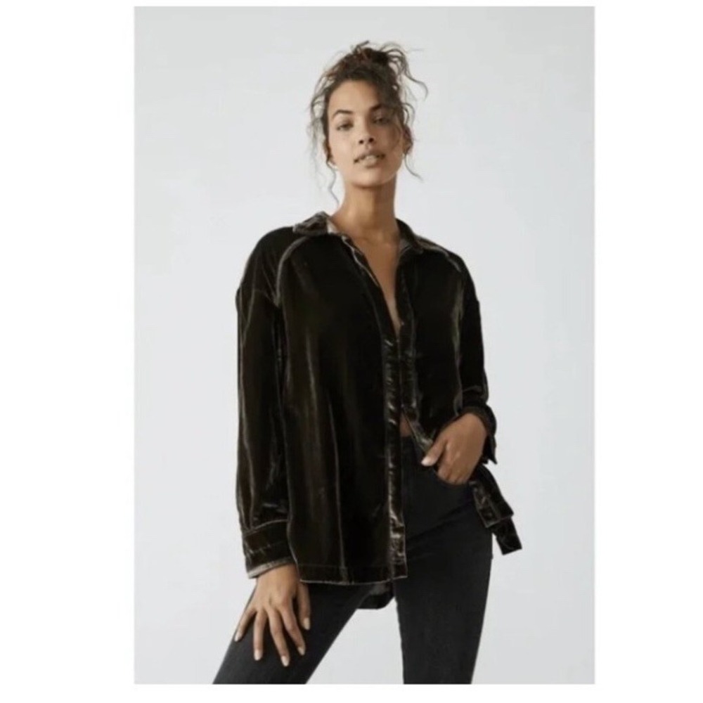Free People Size M We The‎ Free Marianne Crushed Velvet Top Midnight Brown NWT